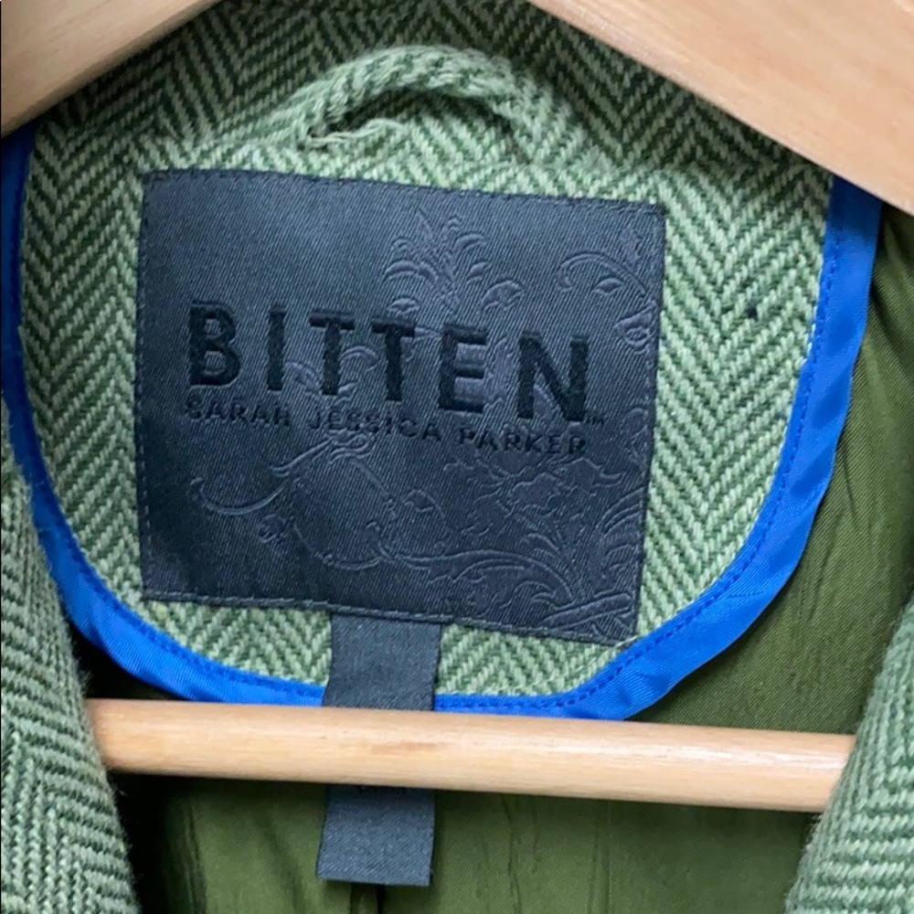 Jacket - Picture 2 of 2